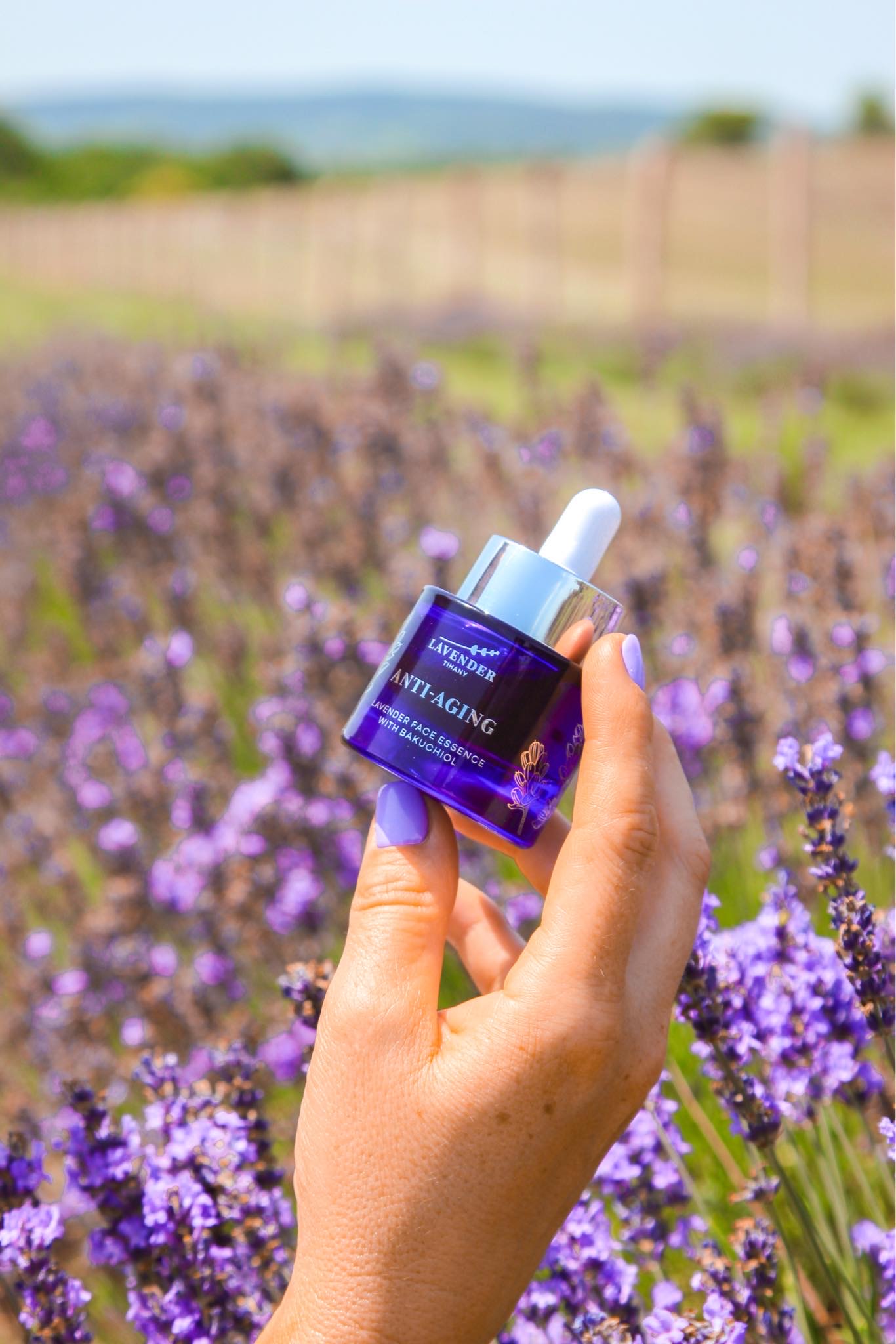 Anti-Aging Lavender Facial Serum Essence mood picture